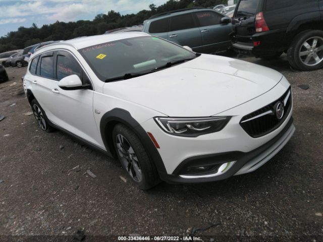 BUICK REGAL TOURX 2018 w04gv8sx9j1146010