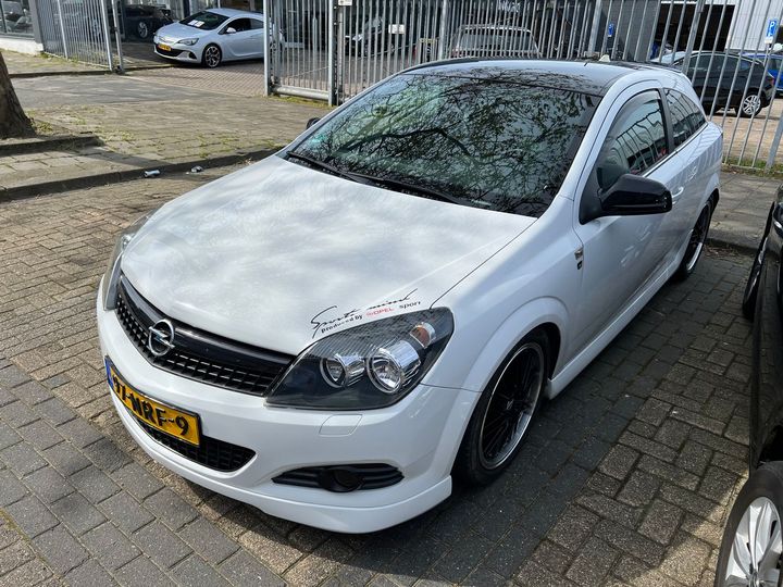 OPEL ASTRA GTC 2010 w0l0ahl08b5003539