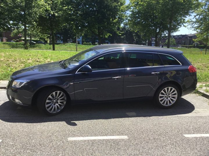 OPEL INSIGNIA SPORTS TOURER 2011 w0lgt8eb6b1065428