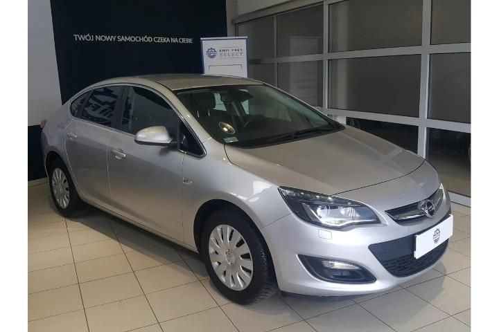 OPEL ASTRA SALOON 2017 w0lpd5e69hg081322