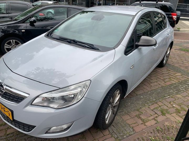 OPEL ASTRA 2012 w0lpd6ec1cg063627