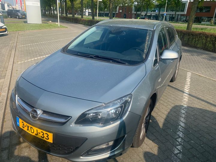 OPEL ASTRA SPORTS TOURER 2014 w0lpd8eu5e8063227