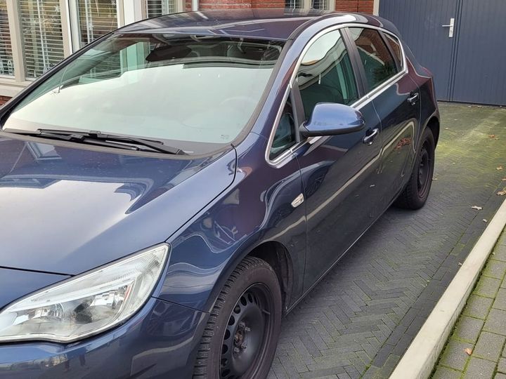 OPEL ASTRA 2010 w0lpe6ec7a8049459