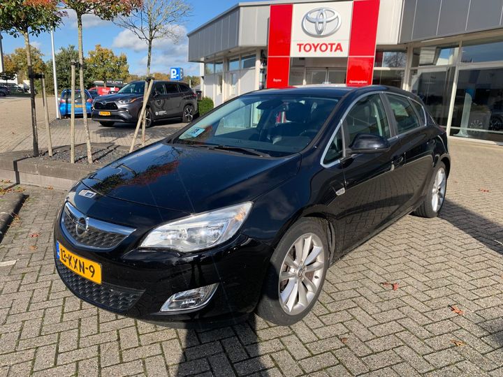 OPEL ASTRA 2010 w0lpe6edxag046649