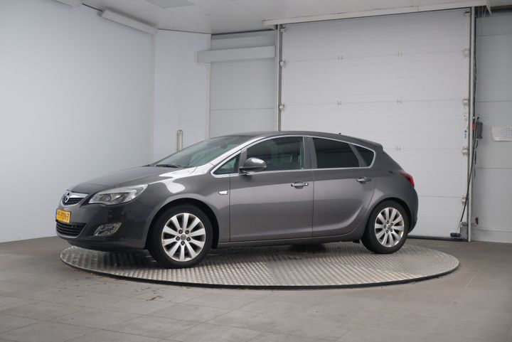 OPEL ASTRA 2011 w0lpe6ef9bg062294