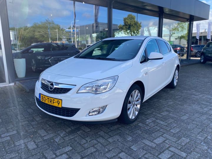 OPEL ASTRA 2012 w0lpe6eu8c1088050