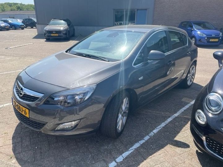 OPEL ASTRA 2011 w0lpf6eu5bg163411