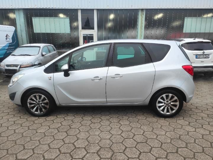 OPEL MERIVA MPV 2012 w0lsd9ed2c4272123