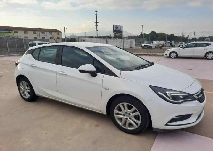 OPEL ASTRA 2018 w0vbd6ek6jg023114