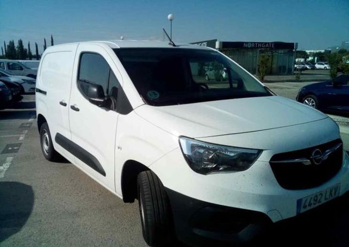 OPEL COMBO 2020 w0vefyhycln547776