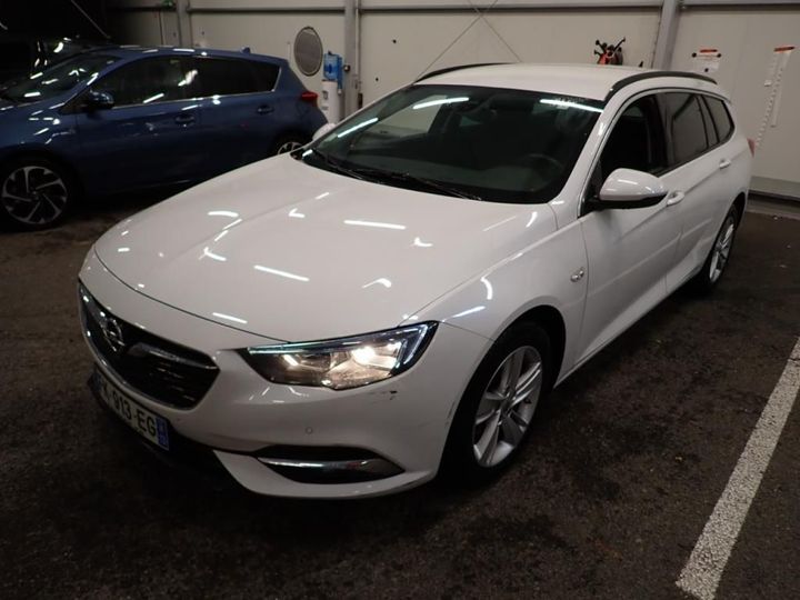 OPEL INSIGNIA SPORTS TOURER 2019 w0vzm8ef2l1003672