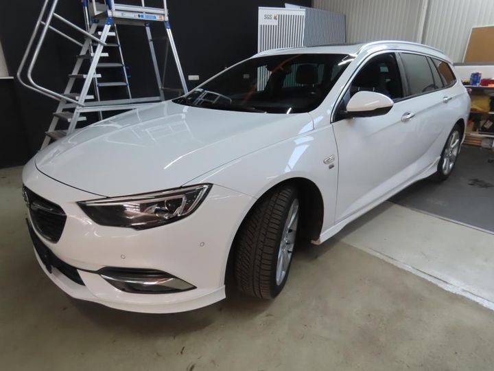 OPEL INSIGNIA SPORTS TOURER 2018 w0vzt8eh5k1008223