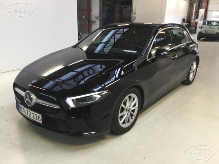 MERCEDES-BENZ A-CLASS HATCHBACK 2020 w1k1770121v060429