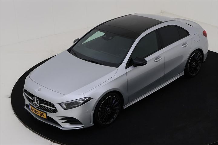 MERCEDES-BENZ A-KLASSE 2020 w1k1771441j177771