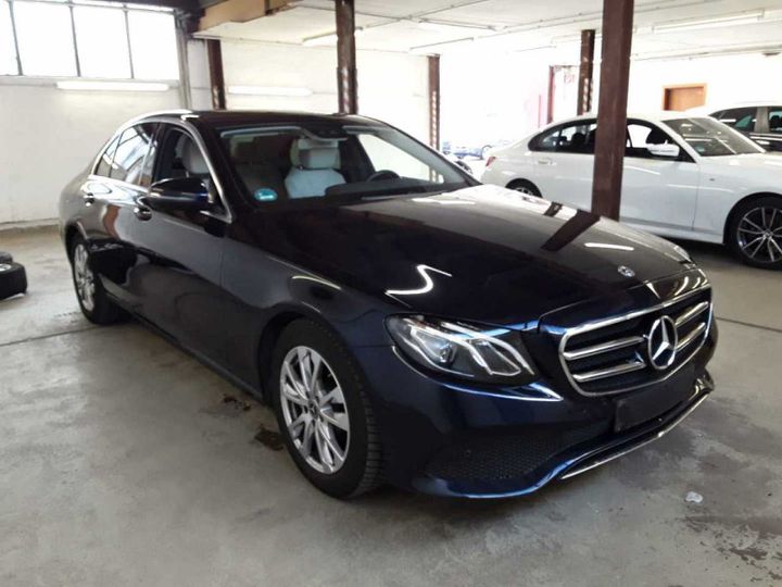 MERCEDES-BENZ E 220D 2020 w1k2130041a817480