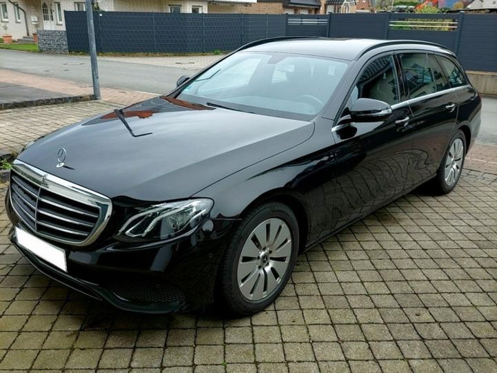 MERCEDES-BENZ E 220D 2020 w1k2132041a856032