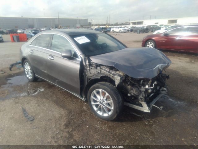 MERCEDES-BENZ A-CLASS 2020 w1k3g4eb8lw044569