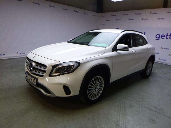 MERCEDES-BENZ GLA 2020 w1n1569421u040386