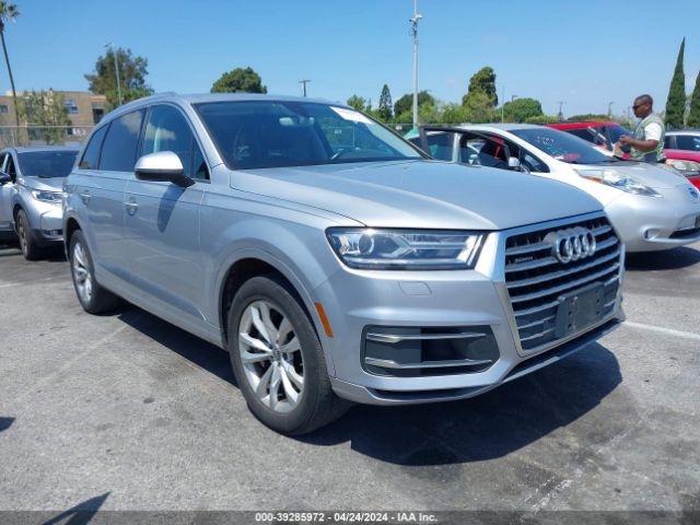 AUDI Q7 2017 wa1aaaf72hd010698