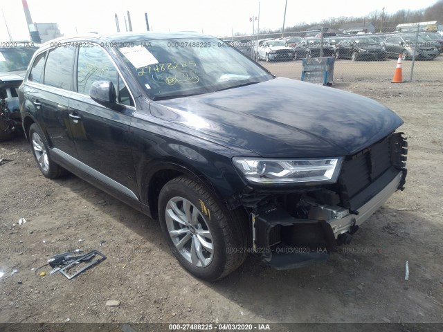 AUDI Q7 2017 wa1aaaf75hd014017