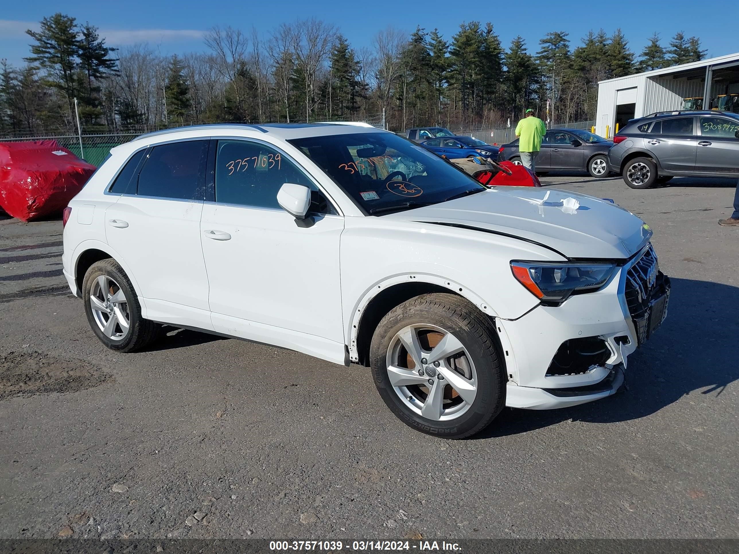 AUDI Q3 2020 wa1aecf30l1075816