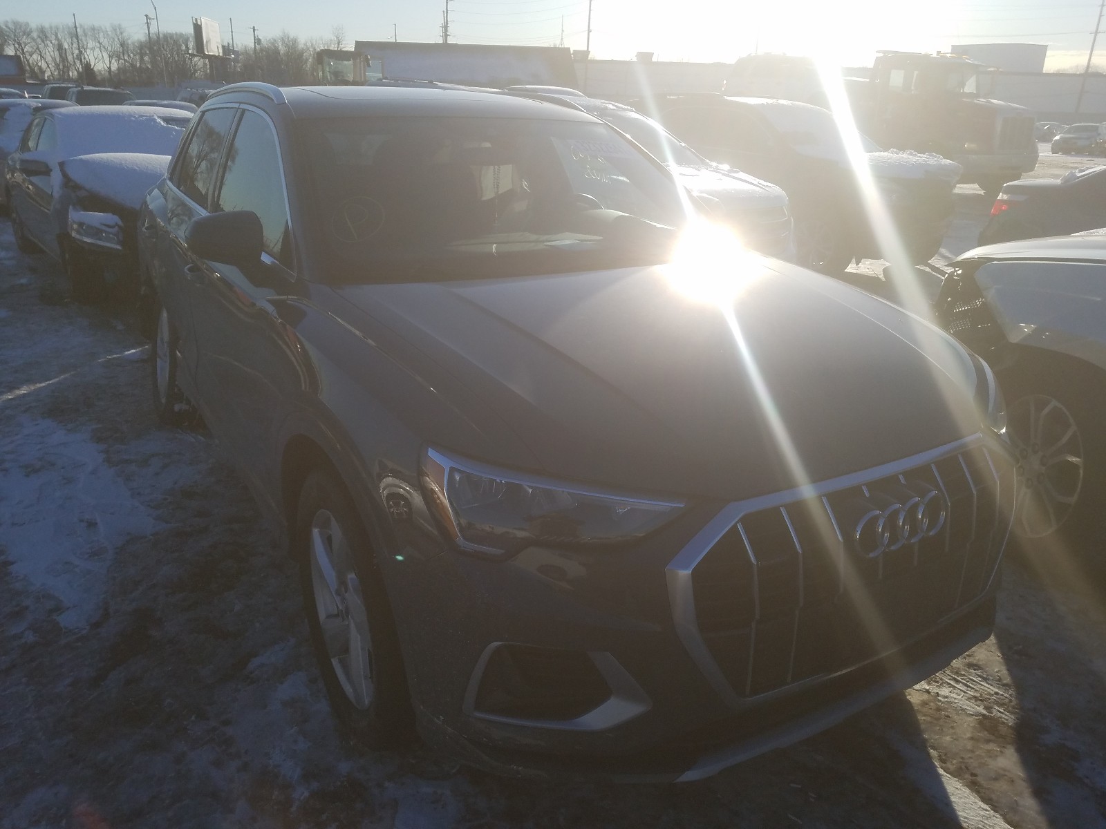 AUDI Q3 PREMIUM 2019 wa1aecf3xk1077720