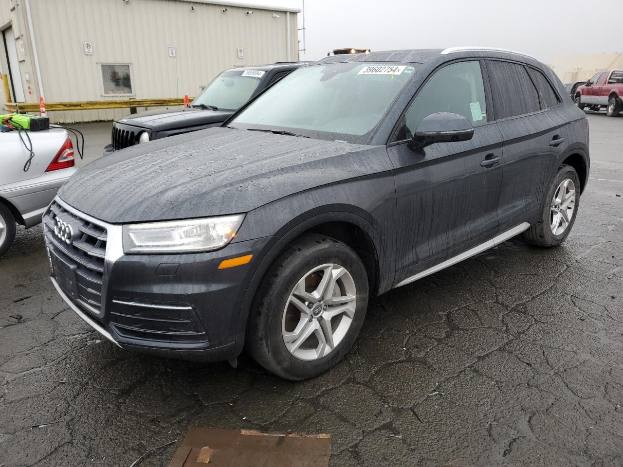 AUDI Q5 2018 wa1anafy1j2014854