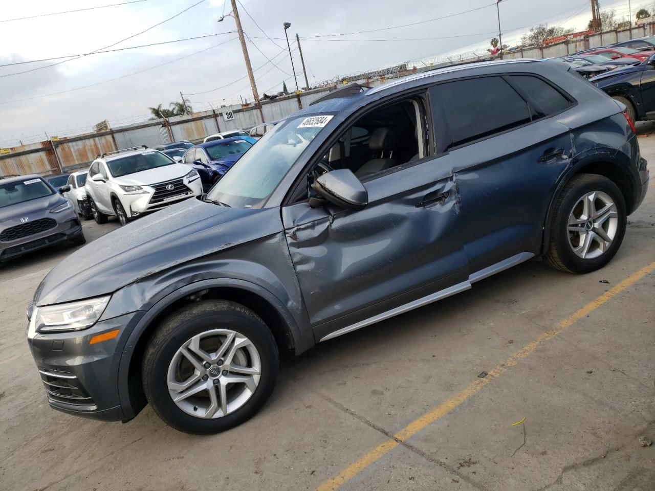 AUDI Q5 2018 wa1anafy4j2013004