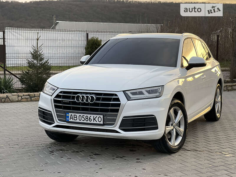 AUDI Q5 2018 wa1anafy5j2236068