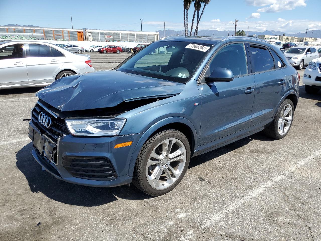 AUDI Q3 2018 wa1bccfs2jr013964