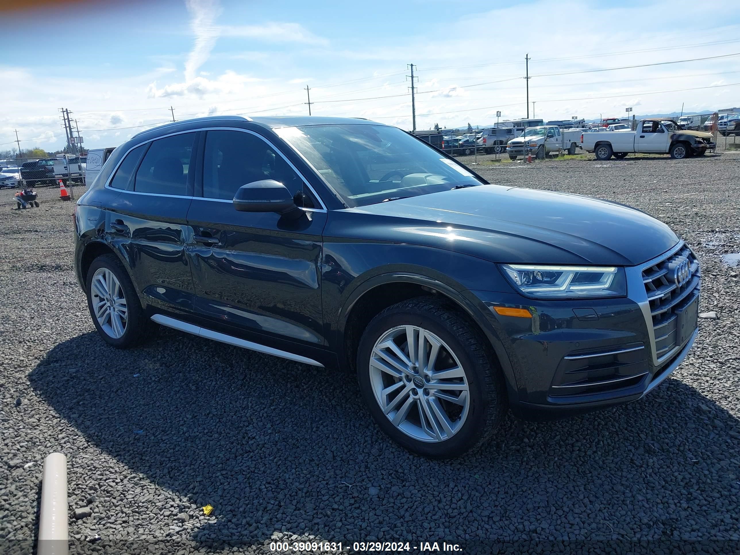 AUDI Q5 2018 wa1bnafy4j2084000