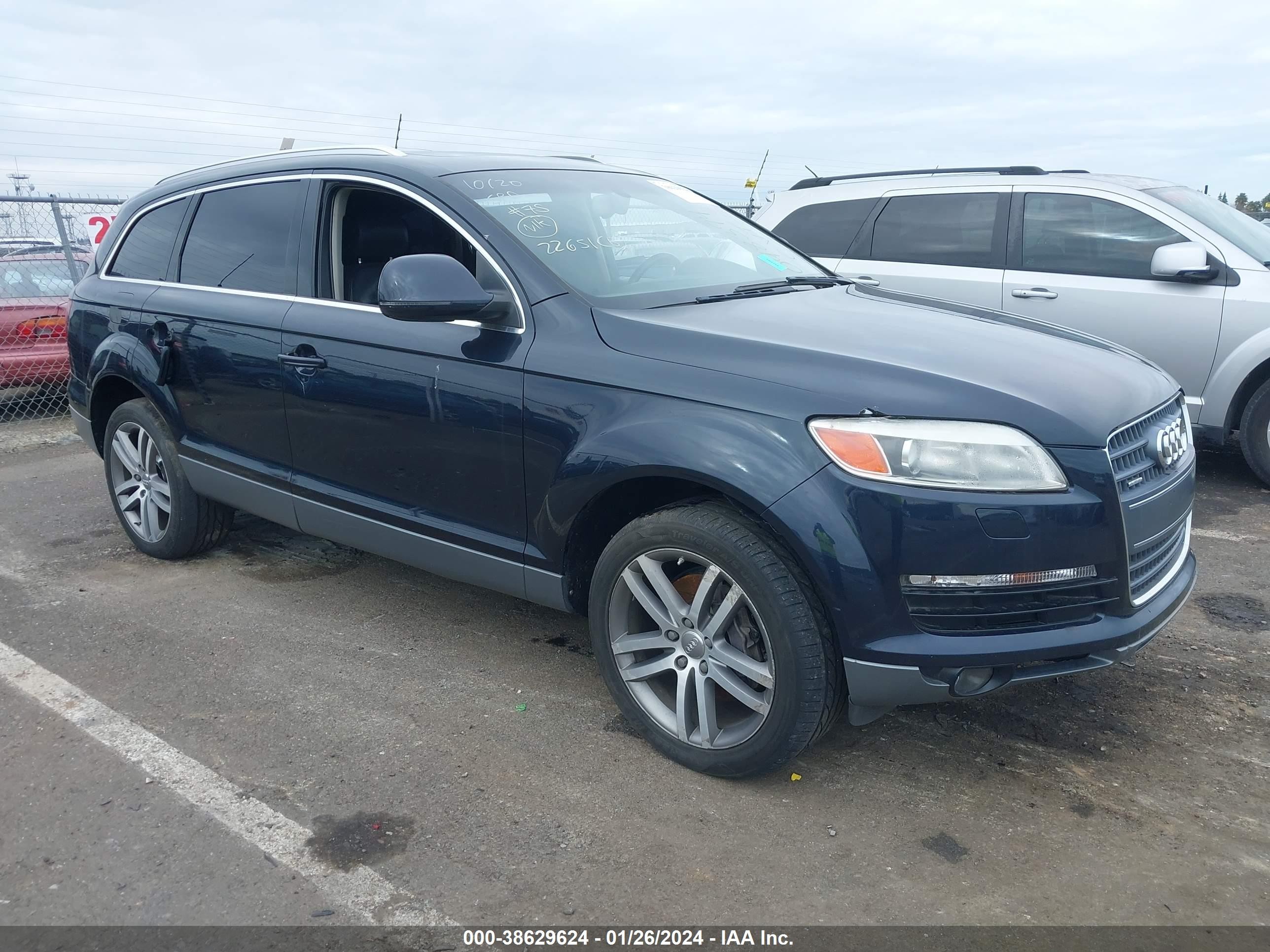 AUDI Q7 2007 wa1bv74l47d048394