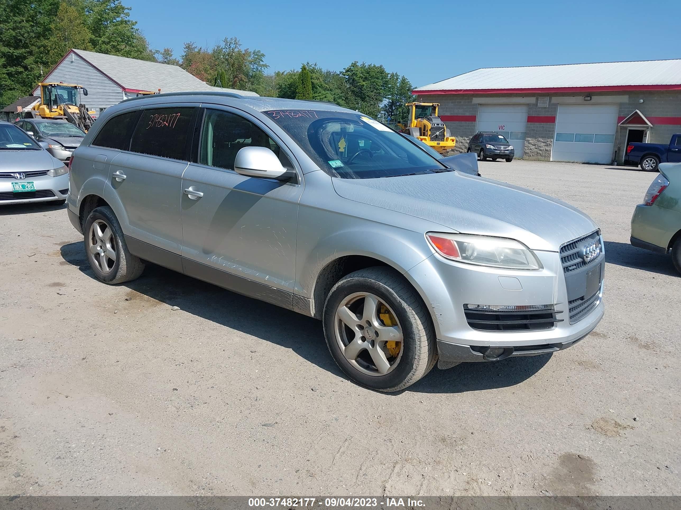 AUDI Q7 2007 wa1bv74l47d054261