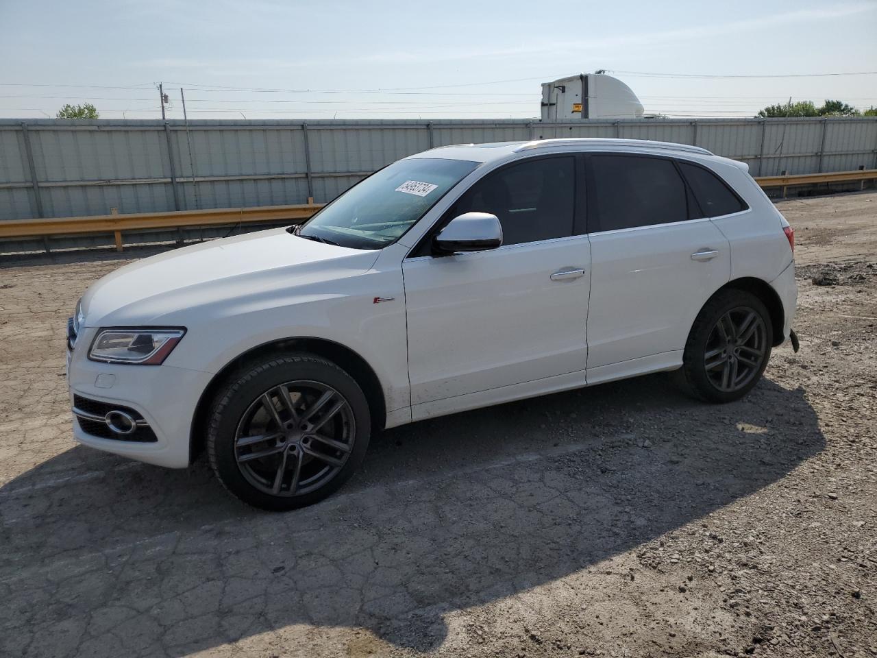 AUDI SQ5 2015 wa1cgafp1fa096351