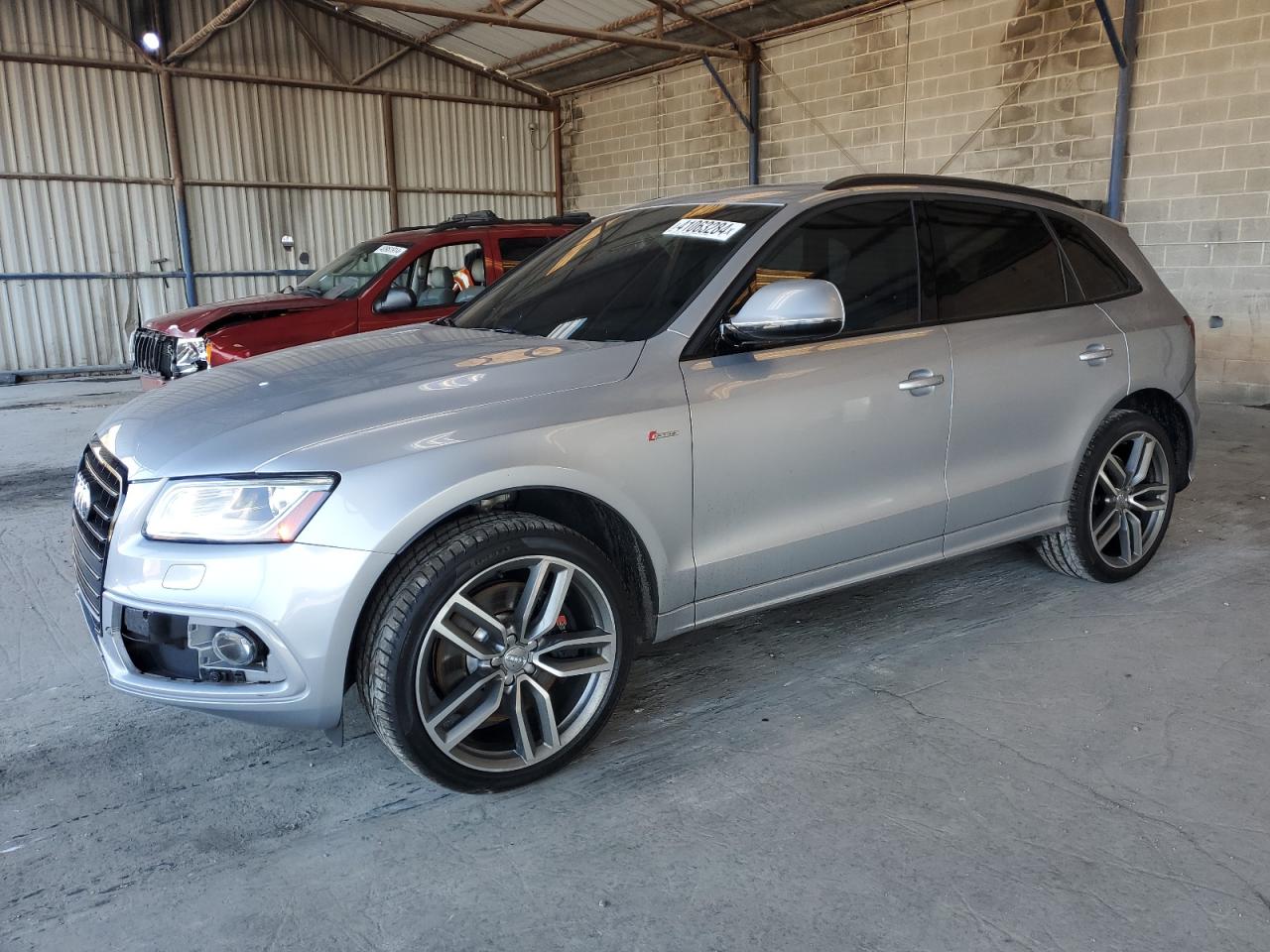 AUDI SQ5 2015 wa1cgafp7fa093969