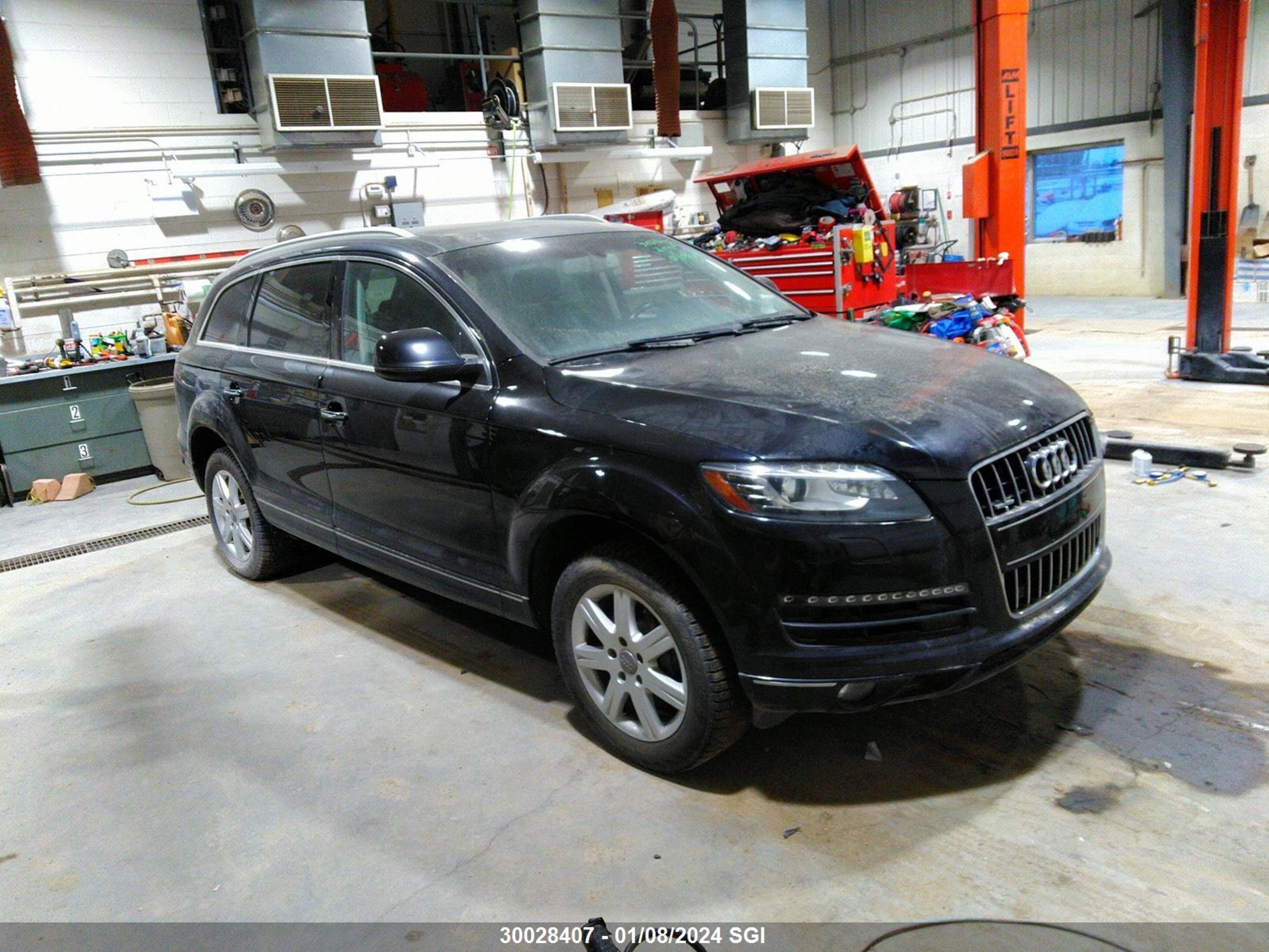 AUDI Q7 2015 wa1cmcfe3fd023323