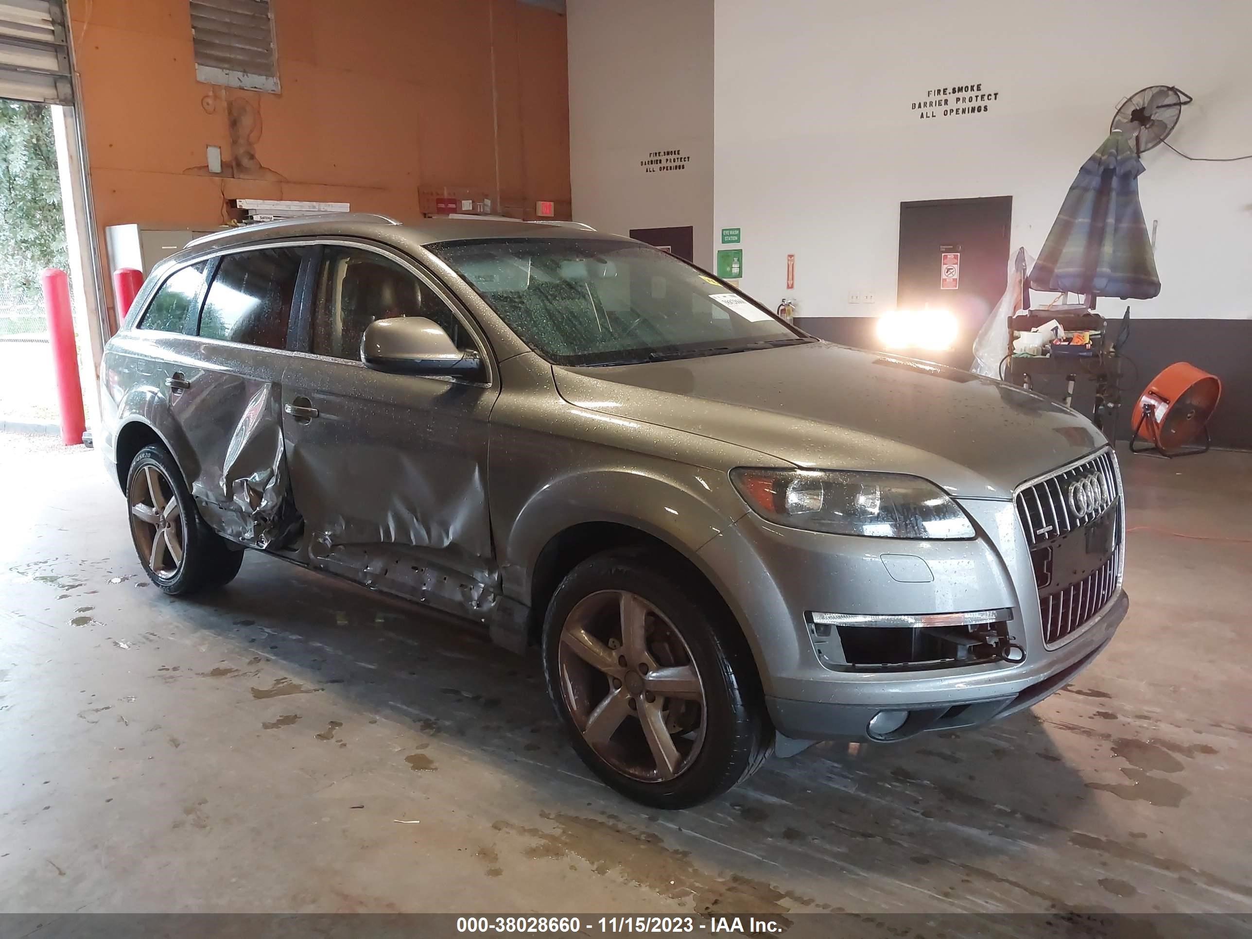 AUDI Q7 2010 wa1cyafe7ad002718