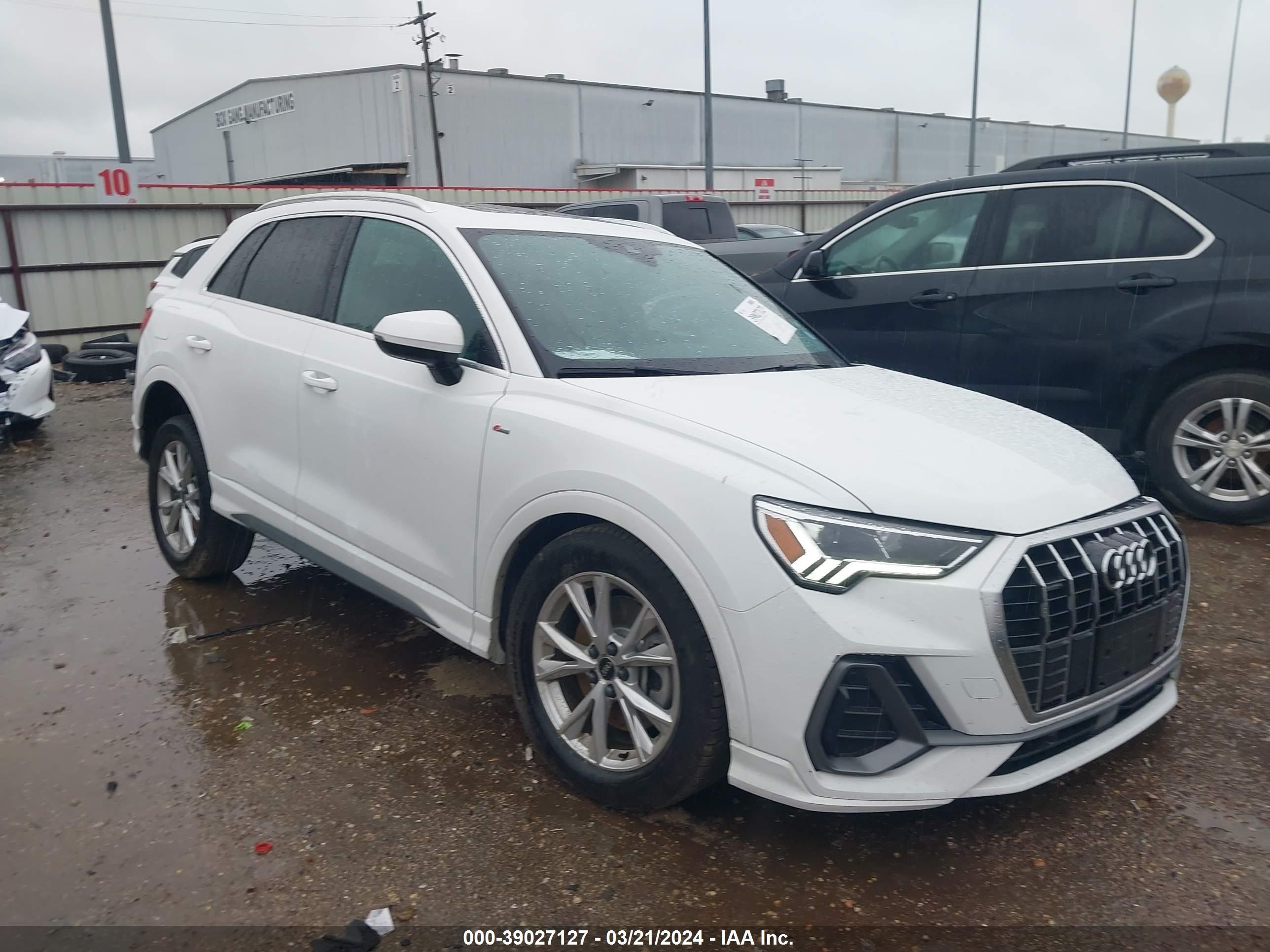 AUDI Q3 2024 wa1decf36r1034189