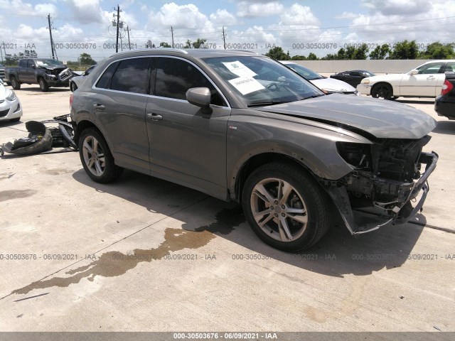 AUDI Q3 2020 wa1decf38l1006689