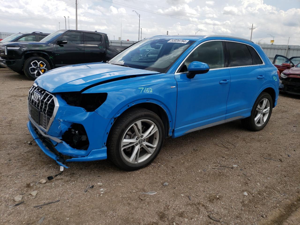 AUDI Q3 2020 wa1decf39l1042455