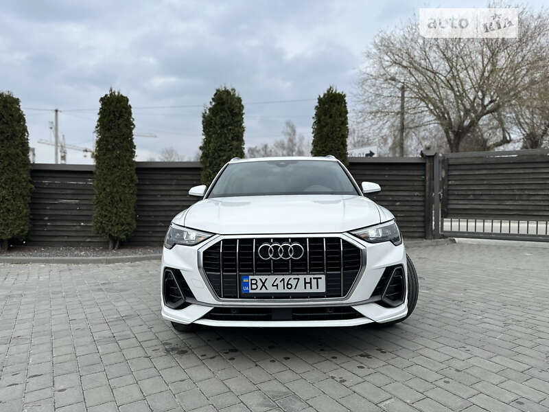 AUDI Q3 2021 wa1decf3xm1106827