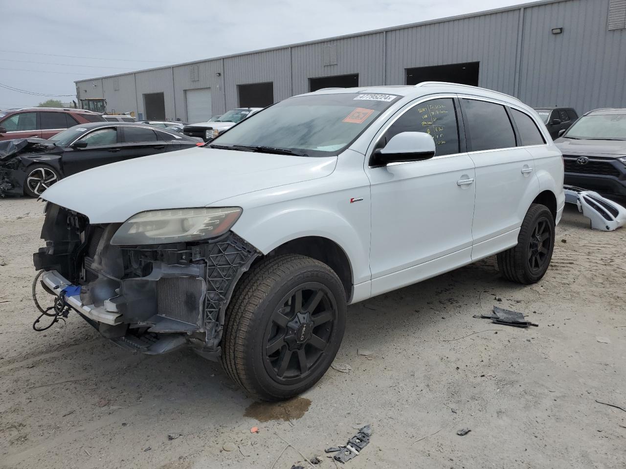 AUDI Q7 2014 wa1dgafe4fd011004