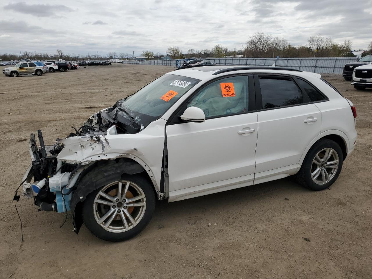 AUDI Q3 2017 wa1eccfs2hr015589