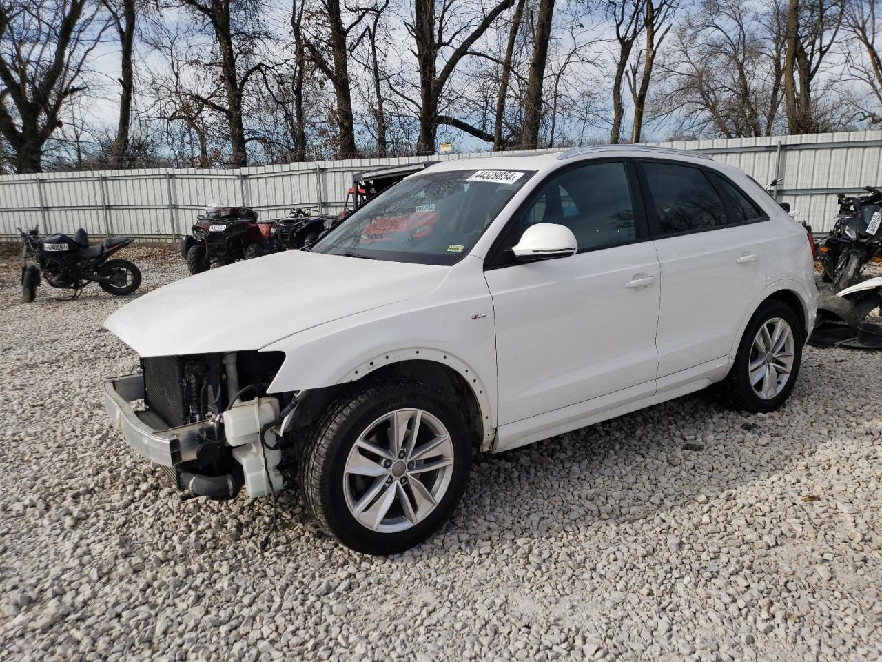 AUDI Q3 2017 wa1eccfs9jr001419