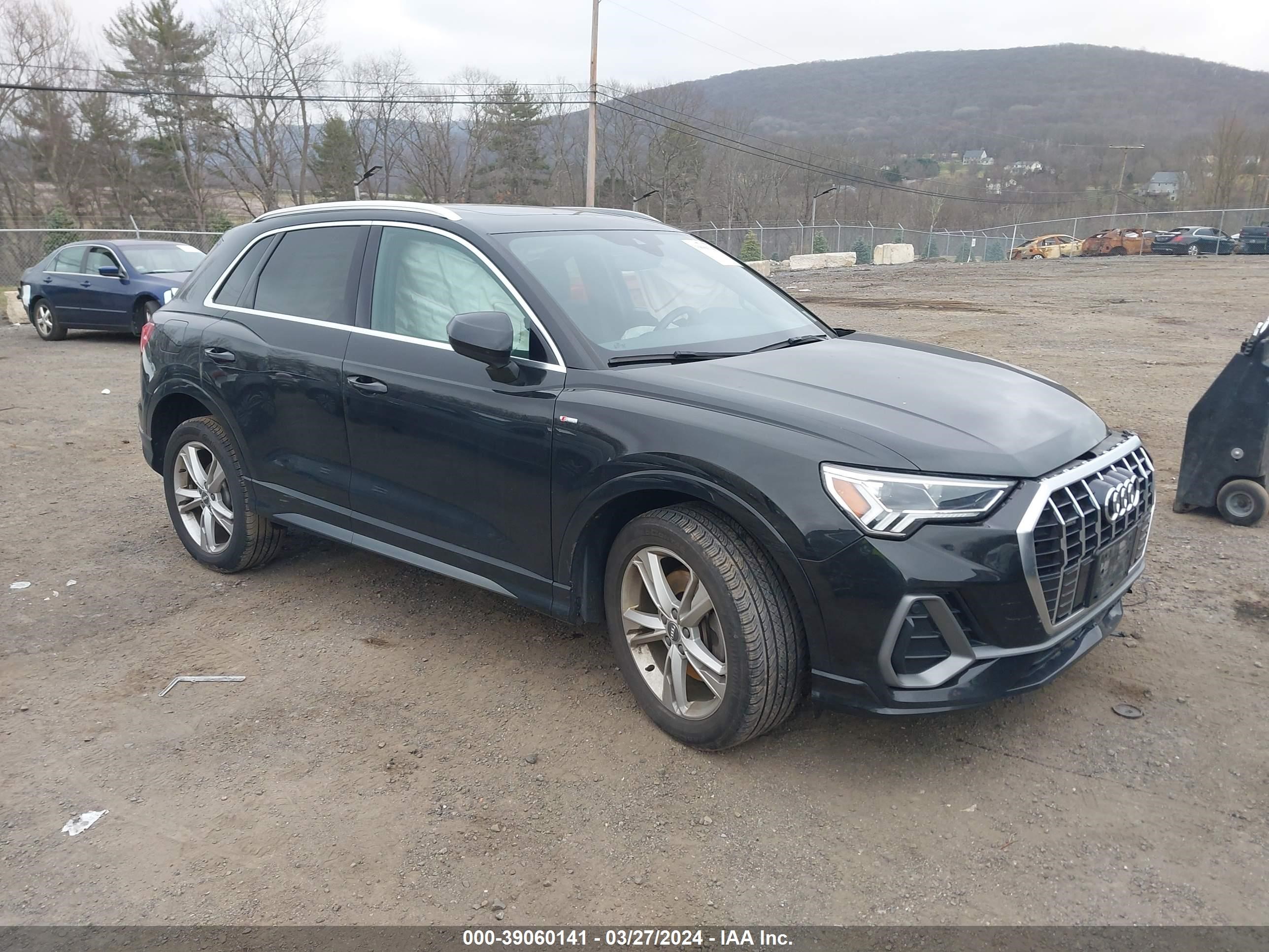 AUDI Q3 2020 wa1eecf31l1043457