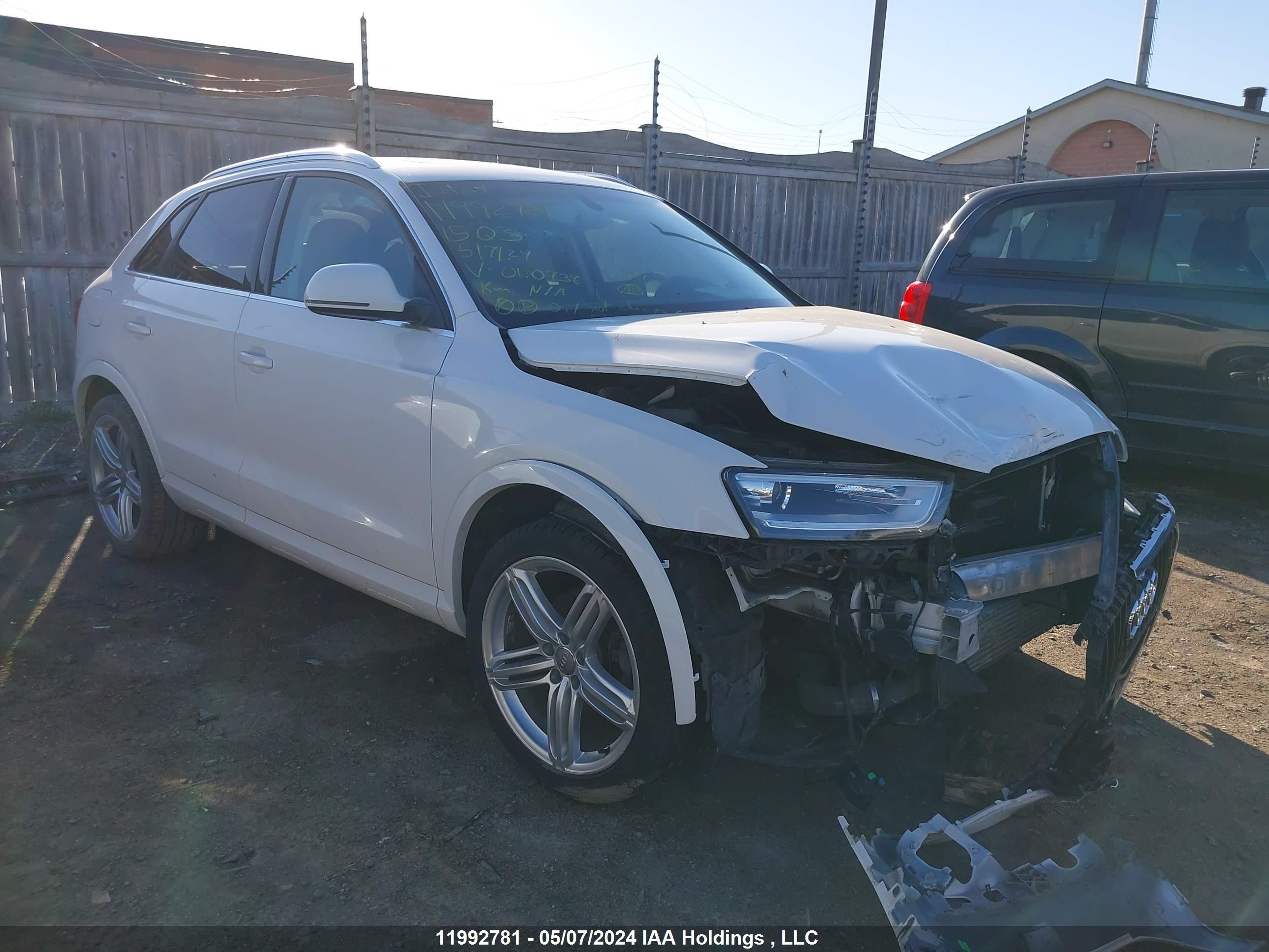 AUDI Q3 2015 wa1ffefs6fr010738