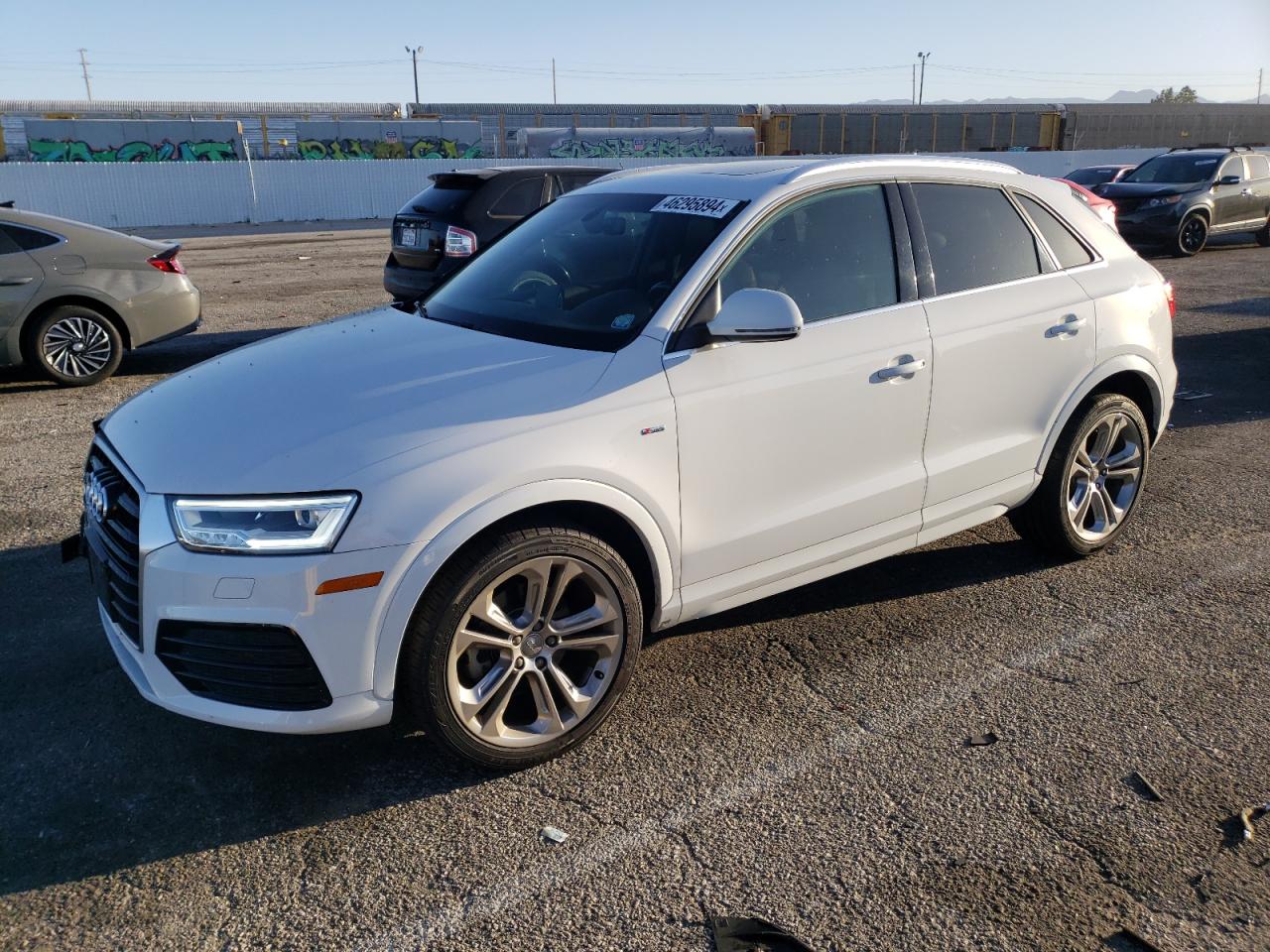 AUDI Q3 2018 wa1hccfs2jr013036