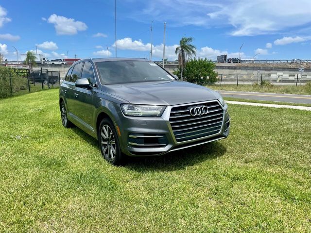 AUDI Q7 2017 wa1laaf71hd014122