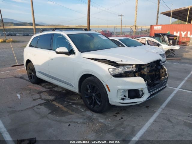 AUDI Q7 2019 wa1laaf72kd042888