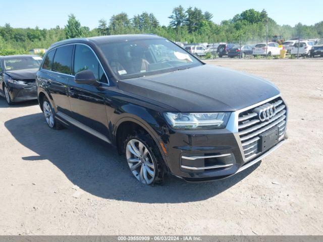 AUDI Q7 2019 wa1laaf74kd003848